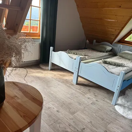 Alojamento de Acomodação e Pequeno-almoço Mecenasówka