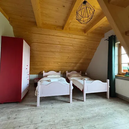 Alojamento de Acomodação e Pequeno-almoço Mecenasówka